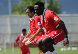 Zenke çok çalışıyor