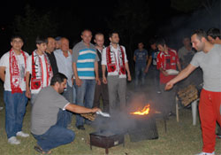 Mangal partisinde buluştular