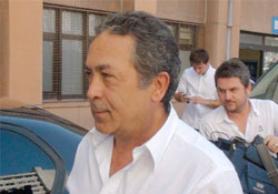 MENAJER ADNAN SEZGİN