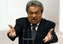 Kamer Genç'in burslarını Erdoğan kestirdi