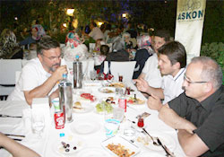 ASKON'dan geleneksel iftar