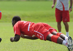 Golcü Ekigho kendine geliyor