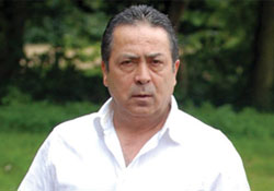 Adnan Sezgin farkı