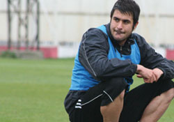 Milli takımda şov yapıyor