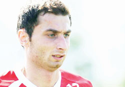 Gürcü stoper imzaladı