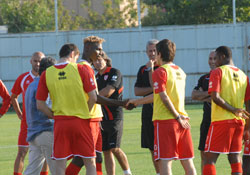 Bance arkadaşlarıyla tanıştı