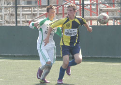 Okan'dan altın vuruş