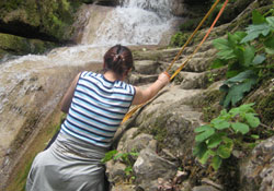 Büyülü güzelliklere tırmanıyorlar