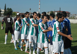 Yenilerde forma giydi