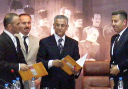 okul yaptırıyo Galip Öztürk