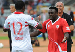 Golü attığı Zenke'ye koştu