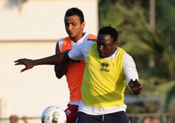 Zenk çok çalışıyor