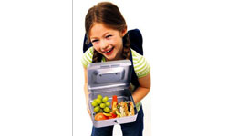 Beslenme çantasında meyve ve süt bulunsun