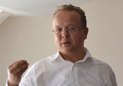 Gökten elma düşmesini beklemeyin