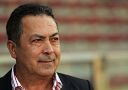 Sezgin'den yemek boykotu