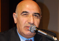 Samsun'da toplanan MHP'li milletvekilleri....