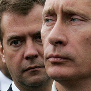 Rusya'da Düğüm Çözüldü: Medvedev, Putin'in Başkan Olmasını Önerdi - 2