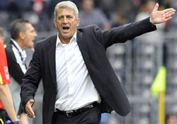 Uykusuz bir gece beni bekliyor