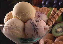 'Ayvacık karı'yla başladı, 'Sakız Dondurma'yla marka oldu