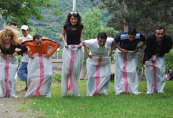 Baraj gölünde stres attılar