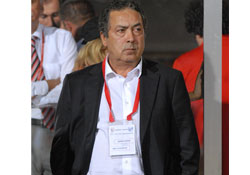 SEZGİN UMUT DAĞITTI