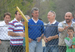 Dikbıyık'a destek verdiler