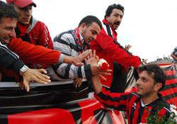 Taraftar takımına güveniyor