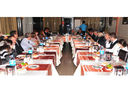 Meclis Üyeleri için yemek düzenlendi