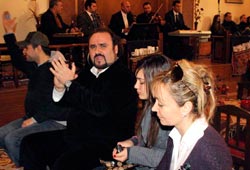 Türk Pavarotti 'Acem Tekkesi'nde