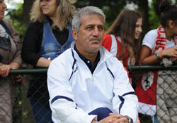 Petkoviç: Haddimizi bilerek oynayacağız