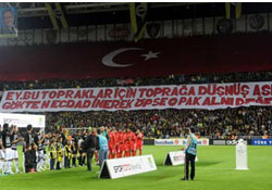 Teröre lanet yağdı