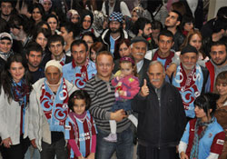 Toplumsal değerlere sahip çıkın