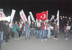 Cumhuriyet için yürüdüler