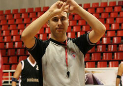 Özgök derbi yönetecek