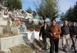 Başkan'dan çikolata ikramı
