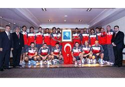 A Milliler, Ata'yı andı