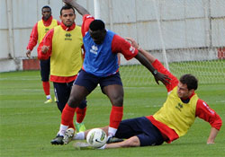 Yabancıları sınıfta kaldı