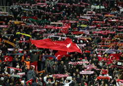 Bakanı Kılıç maçı izledi