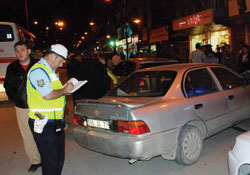 Eşleri trafik kazası ayırdı