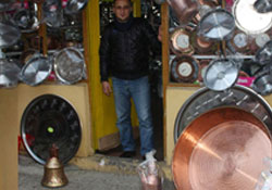 VİTRİNLERİ SÜSLÜYORLAR