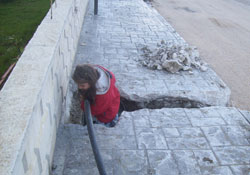 YEDAŞ'ın yeni marifeti, Kablolar ortada bırakıldı