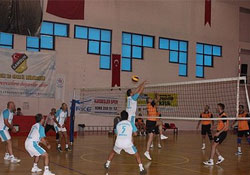 Voleybolda finaller oynanıyor