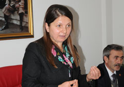 Başkanın eşi konuştu:"Belediye büyük borçtan kurtuldu"