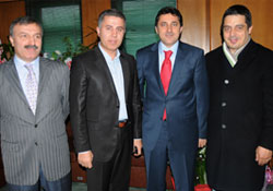 Öztürk, Öztürkü ziyaret etti