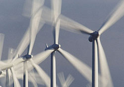 Çeşme rüzgarı elektriğe dönüşüyor