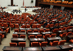 Vekillere piyango vurdu