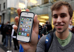 Cep telefonuna 10 yılda 21 milyar dolar