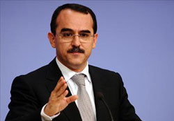 Türklüğü aşağılamak serbest mi oluyor?