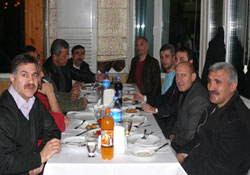 İşçilerin toplu sözleşme sevinci