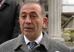 Hükümet CHP'ye helikopter vermedi